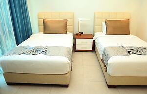 WATERFRONT HOTEL  APARTMENT