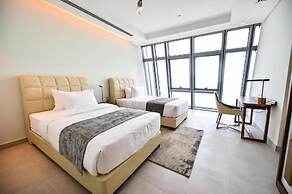 WATERFRONT HOTEL  APARTMENT