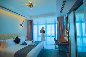 WATERFRONT HOTEL  APARTMENT