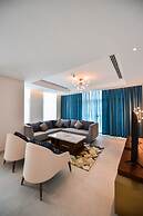 WATERFRONT HOTEL  APARTMENT