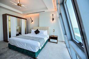 WATERFRONT HOTEL  APARTMENT