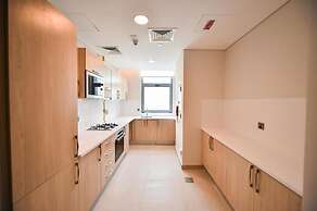 WATERFRONT HOTEL  APARTMENT