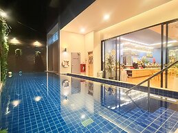 Golden Paradise Hotel