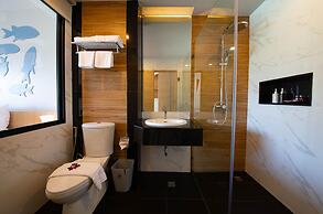Golden Paradise Hotel