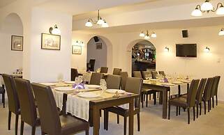 Hotel Hanul Domnesc