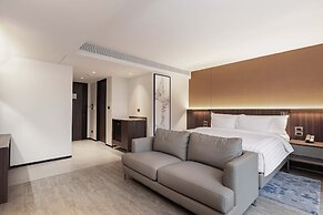 Gardina Asoke Hotel & Residence