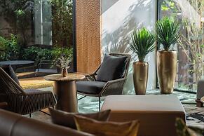 Gardina Asoke Hotel & Residence