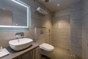 Hotel Regal Grand