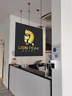 Lion Peak Hotel Hamilton