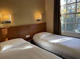 Orchard Hotel