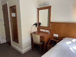 Orchard Hotel