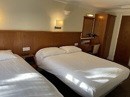 Orchard Hotel