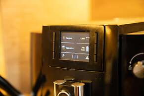 Luxury Apartment Eqanimity