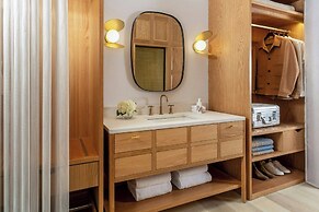 Virgin Hotels Edinburgh