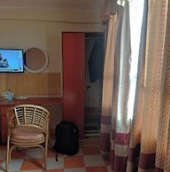 Golden Palace Hotel