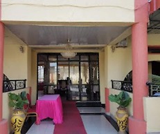 Golden Palace Hotel
