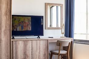 Iasonos Suites