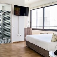 Iasonos Suites