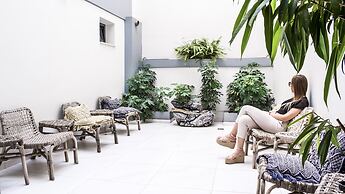 Iasonos Suites