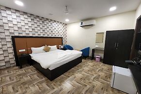 Hotel Mandakini Royale