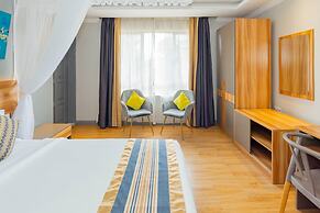 Raha Suites