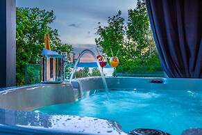 Adrialux Camping Mobile Home