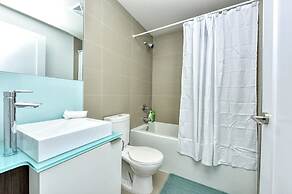 The Bay Suites MTCC CN TOWER