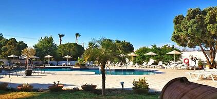 Happy Days Hotel