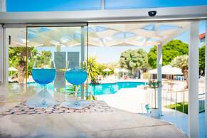 Happy Days Hotel