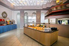 Happy Days Hotel