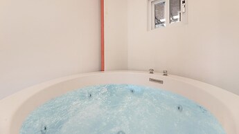 Gyeongju Edis Poolvilla