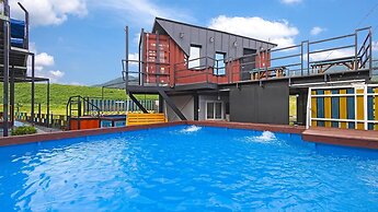 Gyeongju Edis Poolvilla