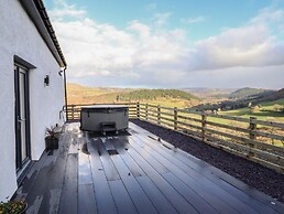 Tyn Llwyn Barn