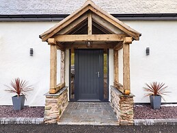 Tyn Llwyn Barn