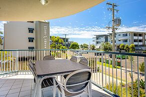 Coral Sea Apartments