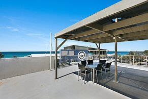 Coral Sea Apartments