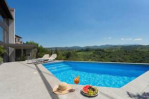 Luxury Villa Eva Pool Whirlpool & Sauna