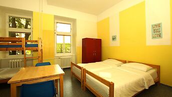 Westend City Hostel GmbH