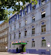 Westend City Hostel GmbH