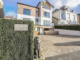 Bryn Min Manton Apartment