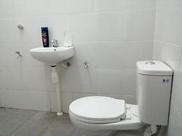 Single Room With Ac, Central Accomodation