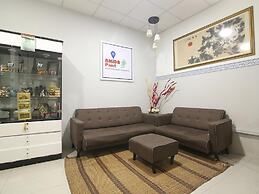 Single Room With Ac, Central Accomodation