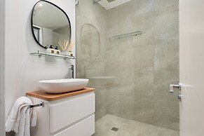Point Break Luxury Apartments