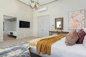Point Break Luxury Apartments