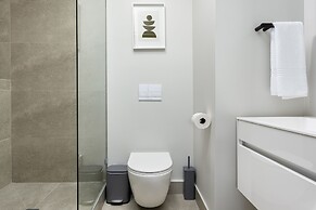 Point Break Luxury Apartments