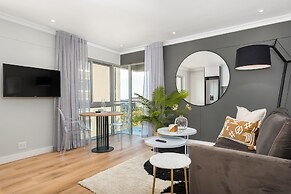 Point Break Luxury Apartments
