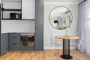 Point Break Luxury Apartments