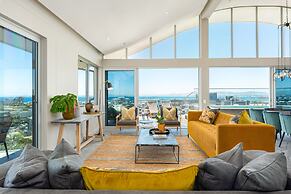 Point Break Luxury Apartments