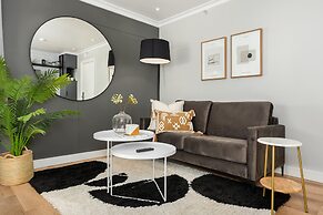 Point Break Luxury Apartments