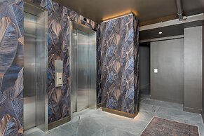 Point Break Luxury Apartments